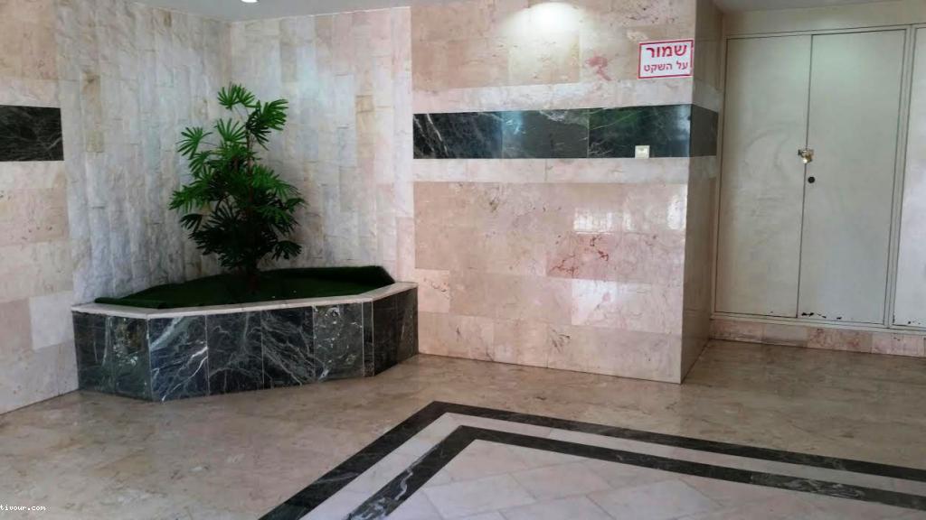 Apartamento garden 5 cômodos Ashdod Yud Bet 210-IBL-1669