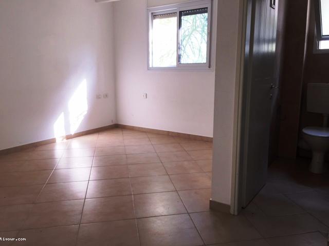 Apartamento 4 cômodos Ashdod Yud Bet 210-IBL-1682