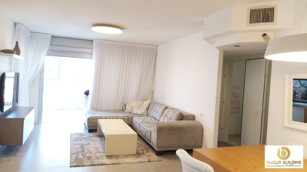 Apartamento 4 cômodos Ashdod Marina 210-IBL-1933