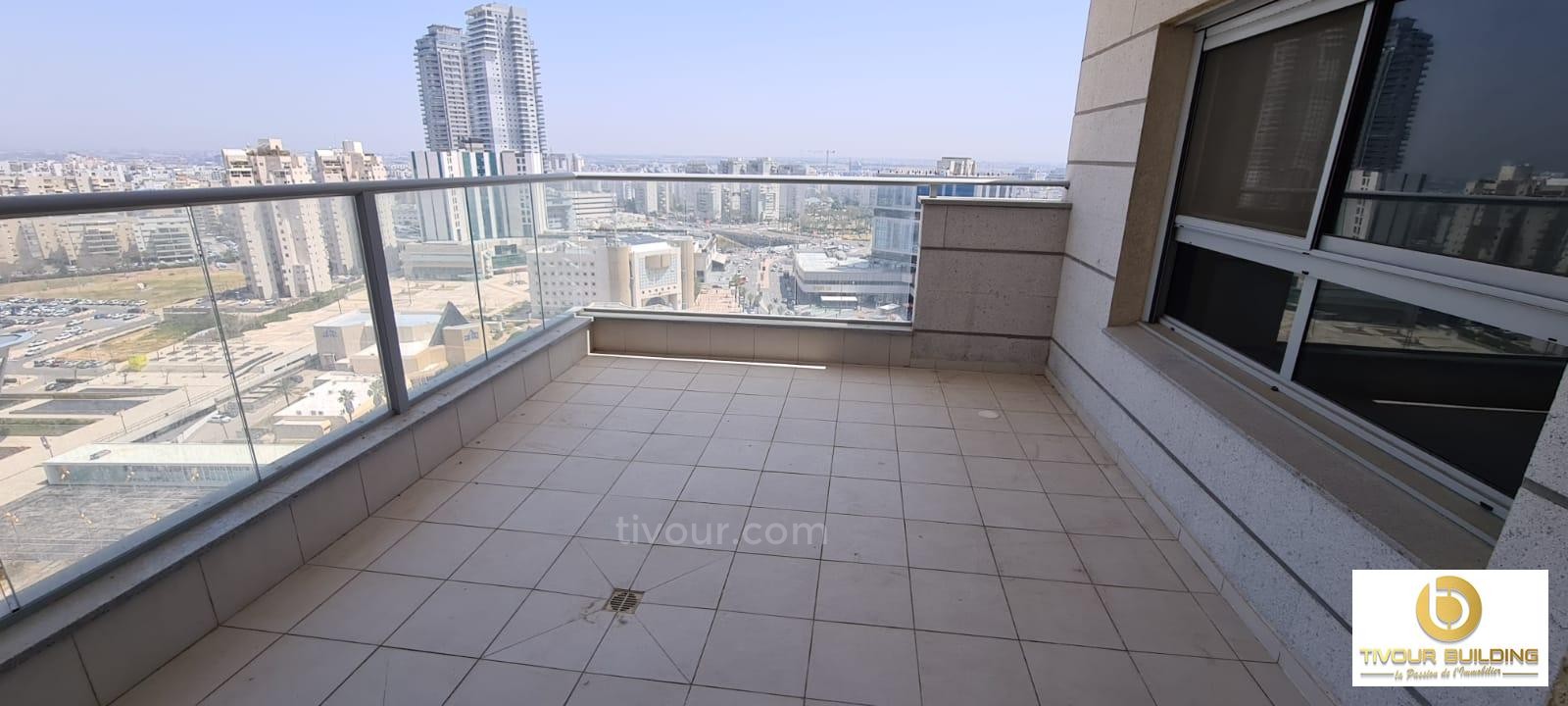 Apartamento 4 cômodos Ashdod Mar 210-IBL-1949