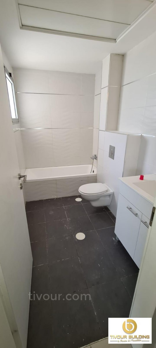 Apartamento 4 cômodos Ashdod Mar 210-IBL-1949