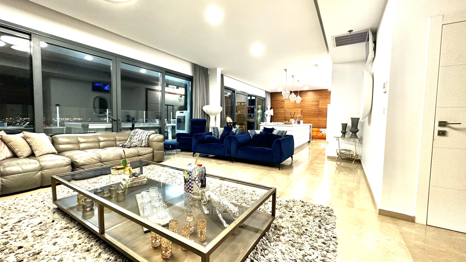 Cobertura 6 cômodos Ashdod Mar 210-IBL-1971