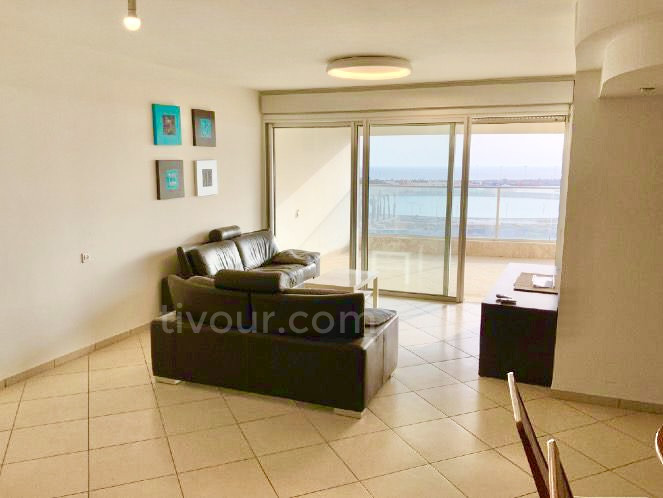 Apartamento 4 cômodos Ashdod Marina 210-IBL-1996