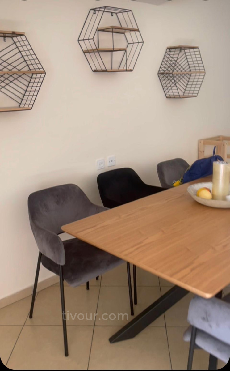 Apartamento 4 cômodos Ashdod Marina 210-IBL-1996