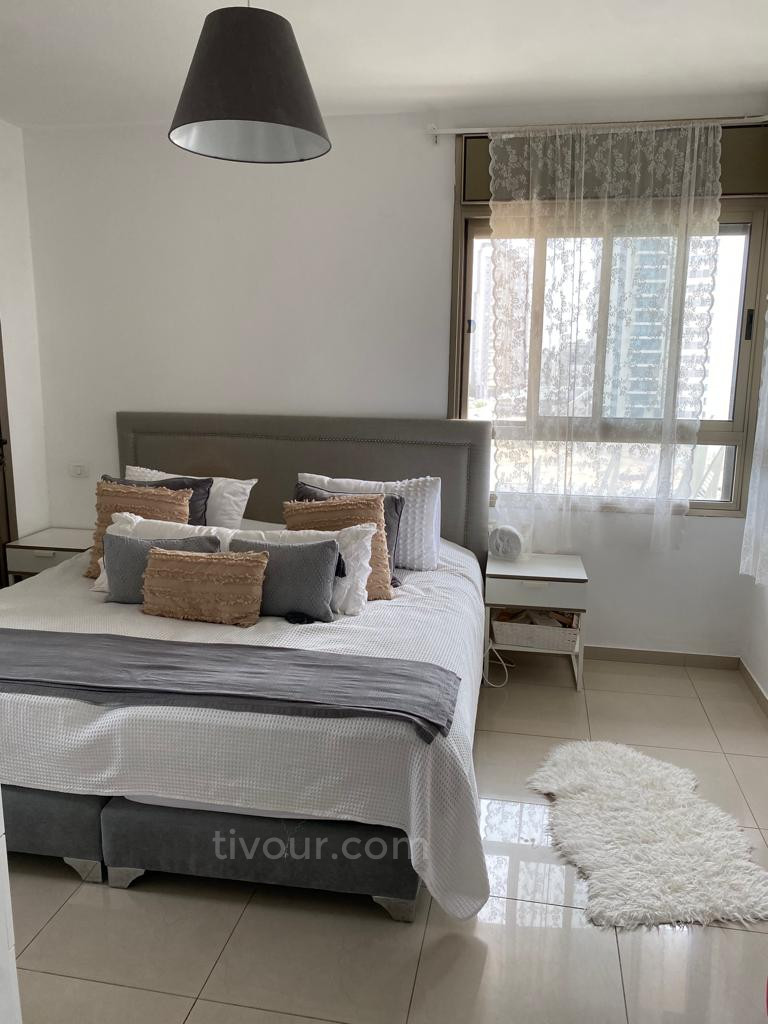 Apartamento 4 cômodos Ashdod Marina 210-IBL-1998