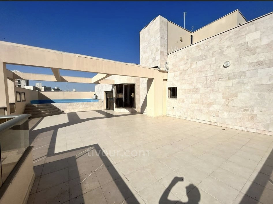 Cobertura 6 cômodos Ashdod Yud Bet 210-IBL-2001