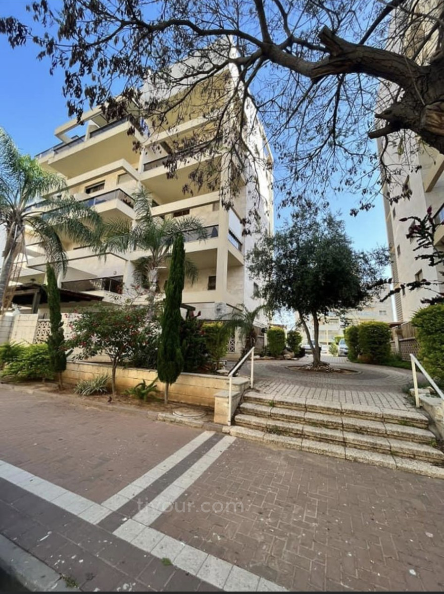 Cobertura 6 cômodos Ashdod Yud Bet 210-IBL-2001