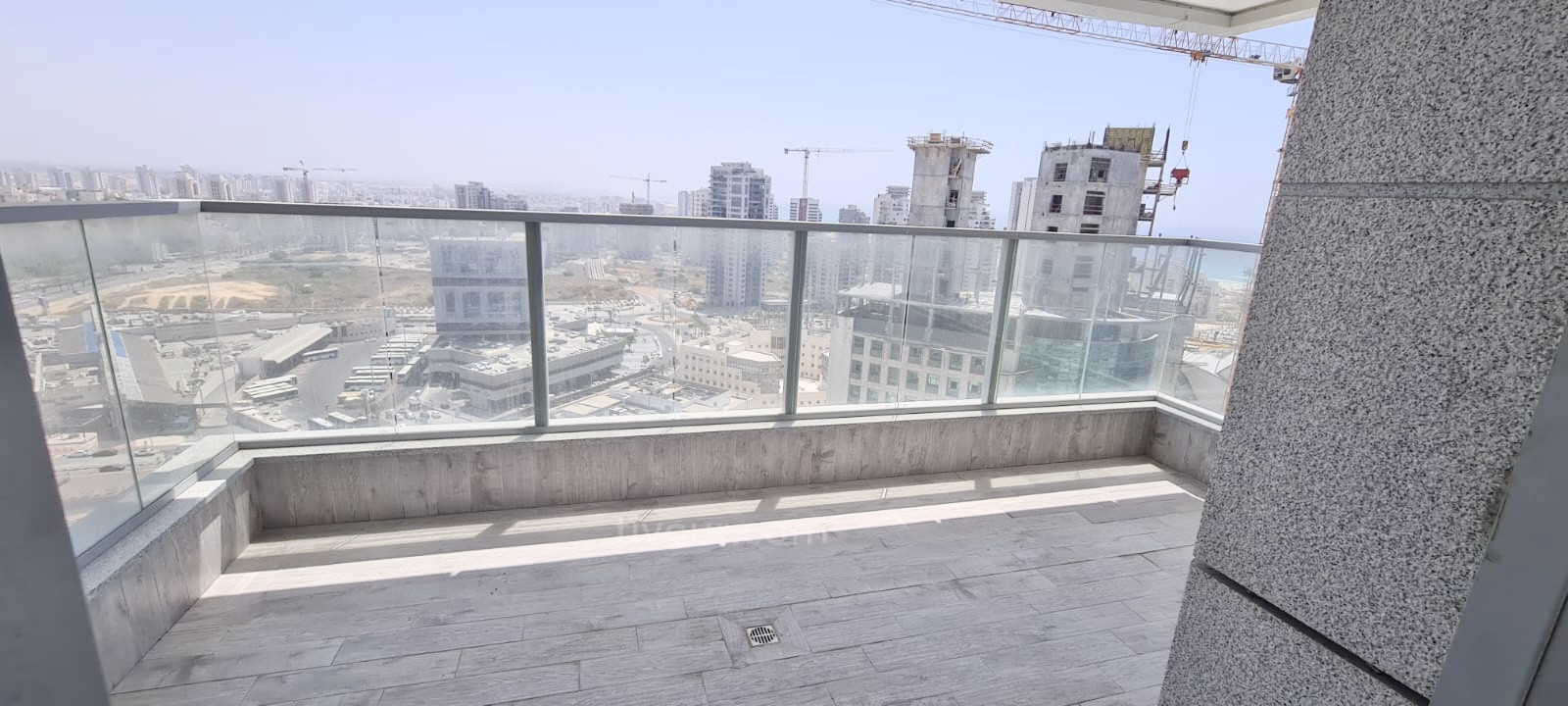 Apartamento 4 cômodos Ashdod City 210-IBL-2002