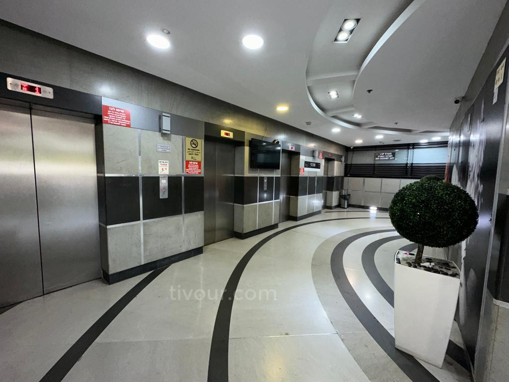 Escritórios 3 cômodos Ashdod City 210-IBL-2003