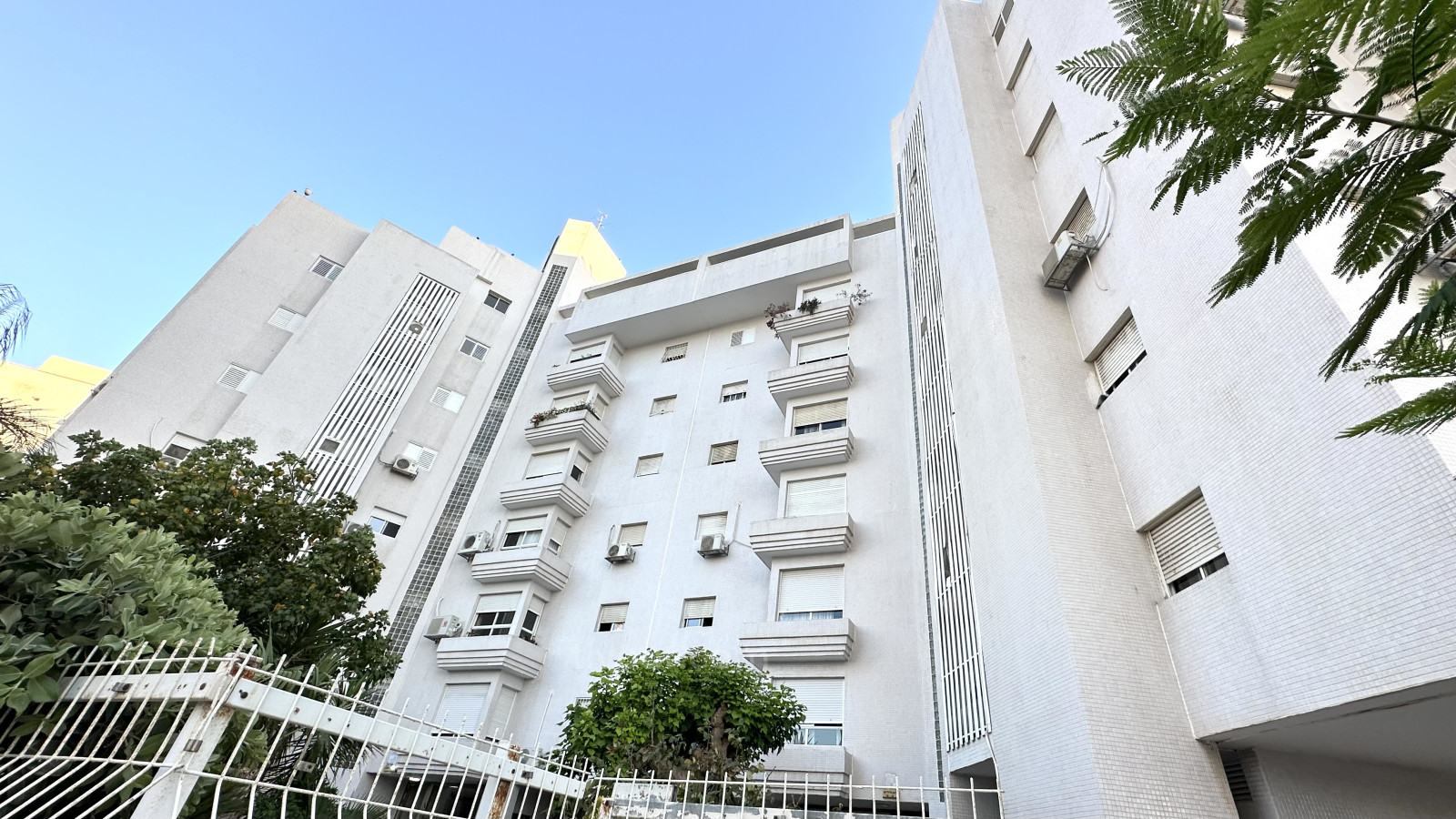 Cobertura 4 cômodos Ashdod Dalet 210-IBL-2006