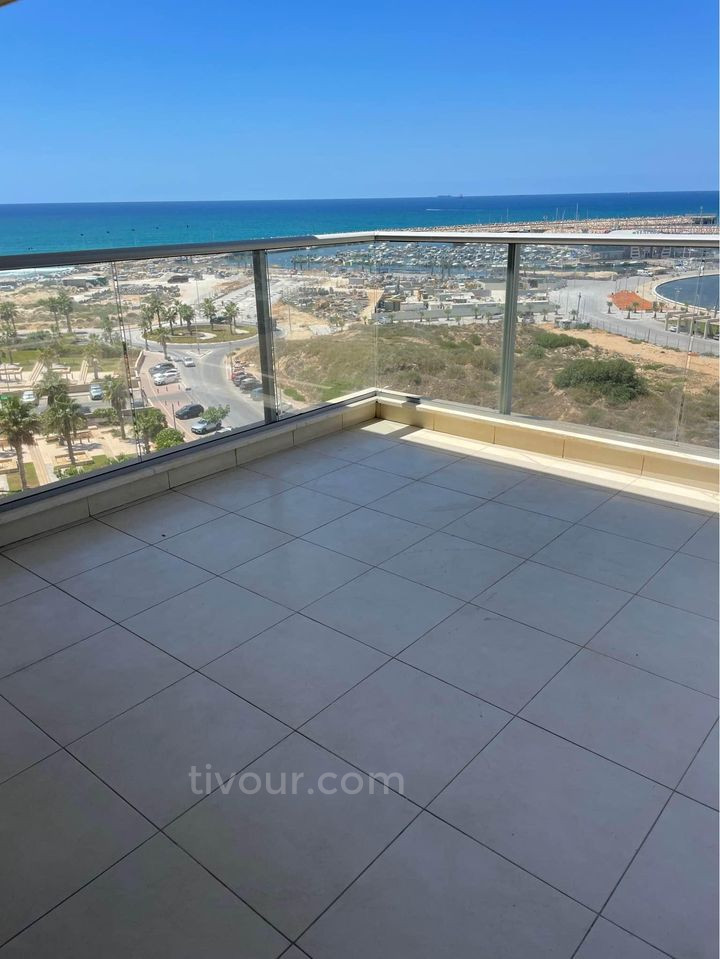 Apartamento 5 cômodos Ashdod Marina 210-IBL-2007