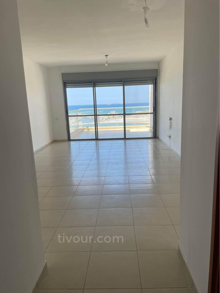 Apartamento 5 cômodos Ashdod Marina 210-IBL-2007