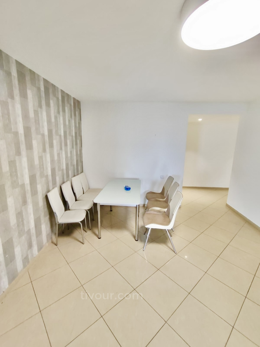 Apartamento 4 cômodos Ashdod Yud Zayin 210-IBL-2012