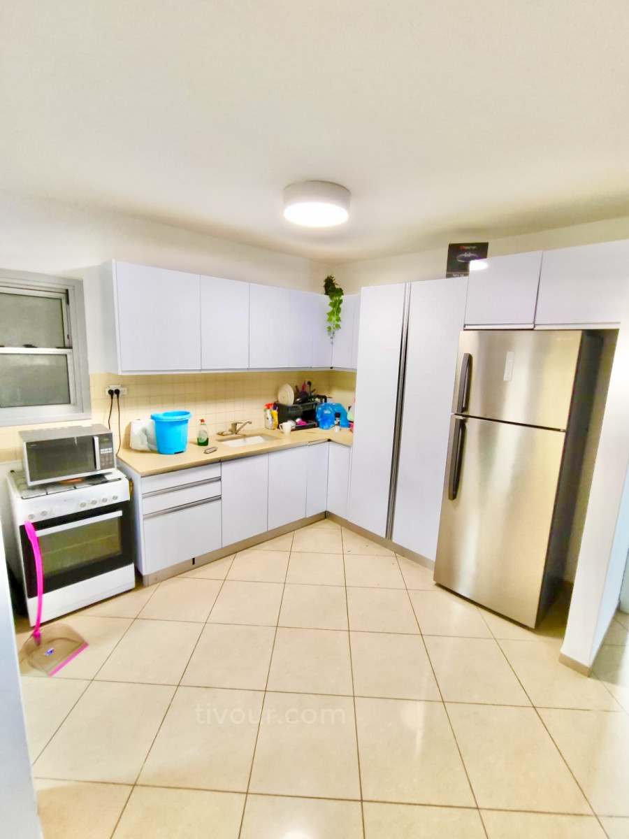 Apartamento 4 cômodos Ashdod Yud Zayin 210-IBL-2012