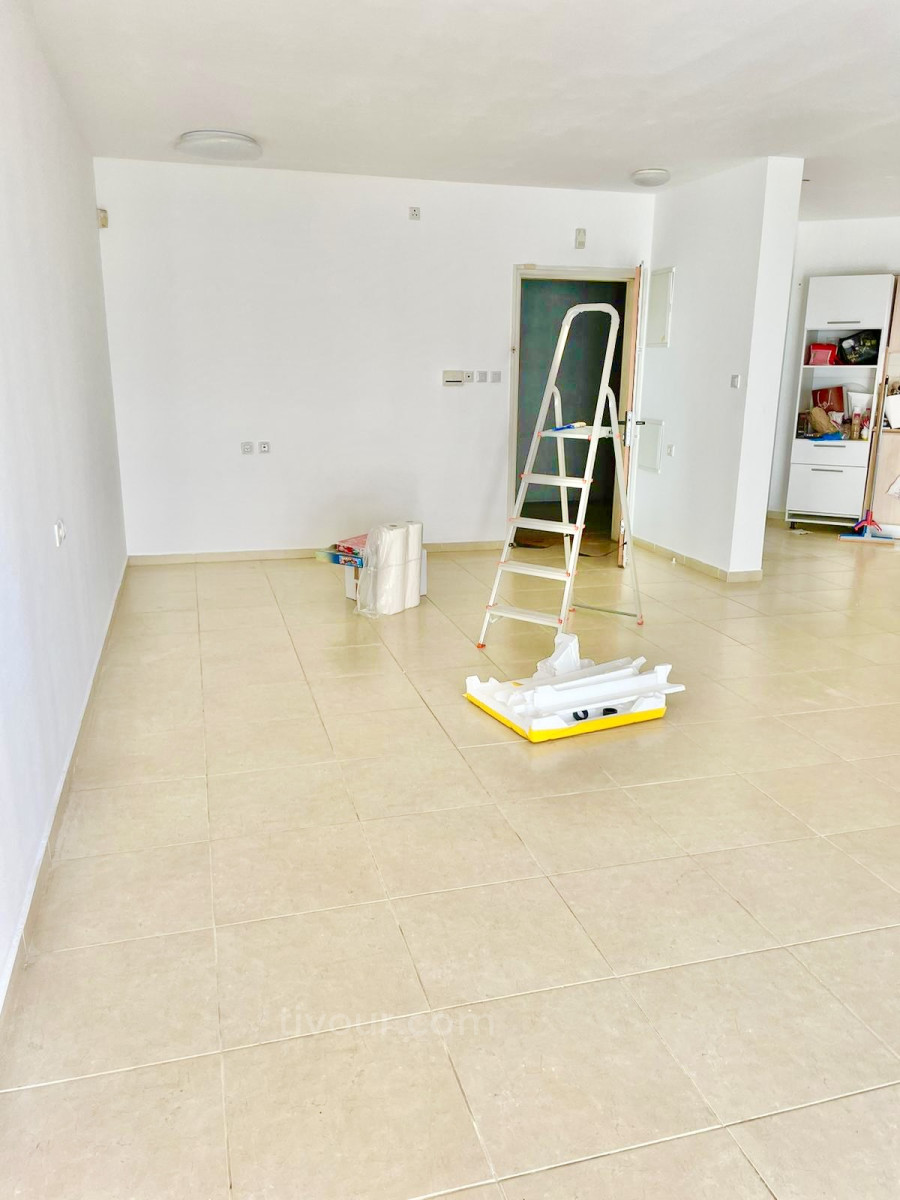 Apartamento 3 cômodos Ashdod City 210-IBL-2014