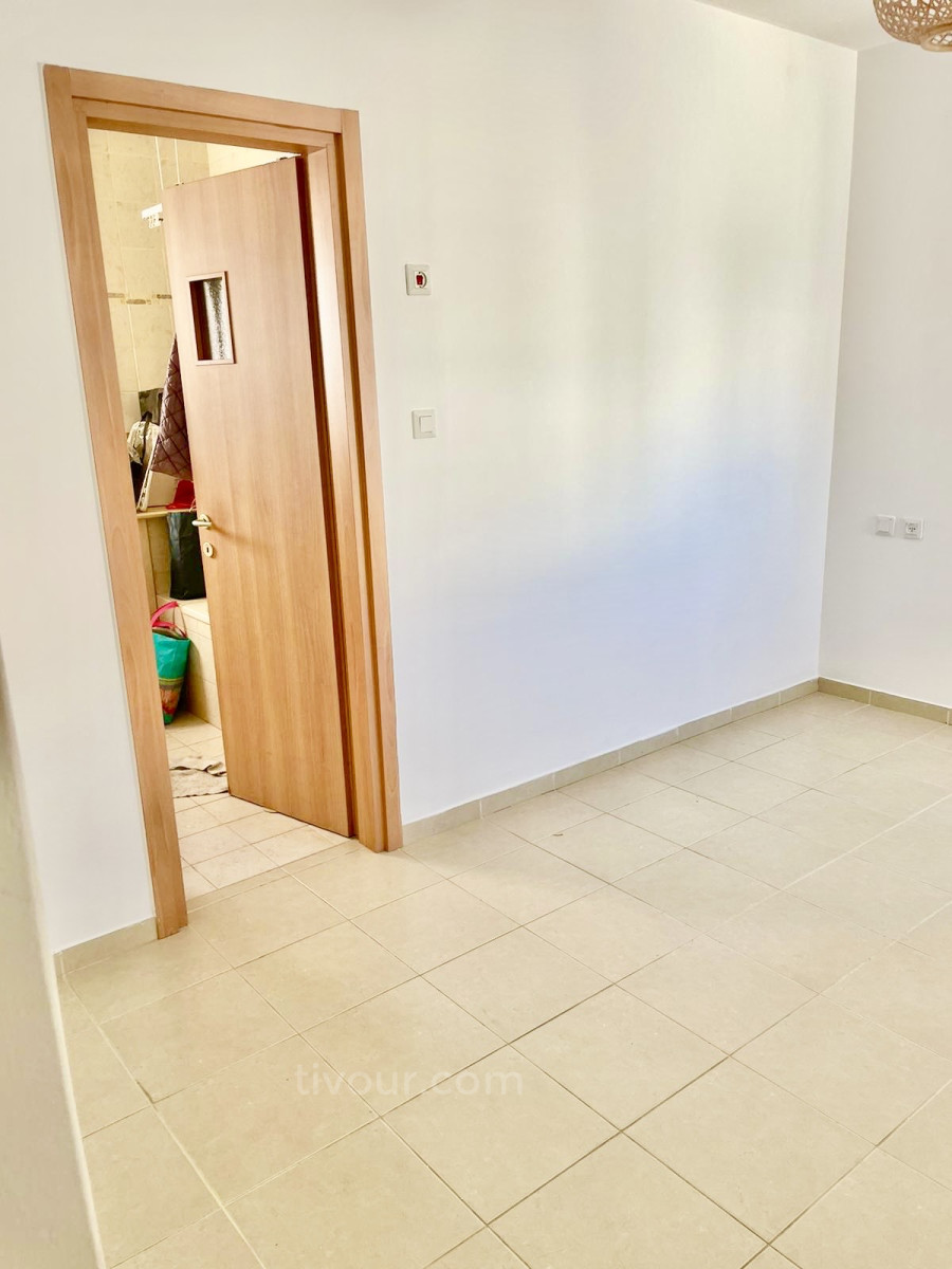 Apartamento 3 cômodos Ashdod City 210-IBL-2014