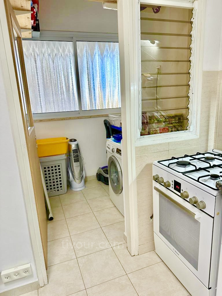 Apartamento 3 cômodos Ashdod Yud Bet 210-IBL-2015