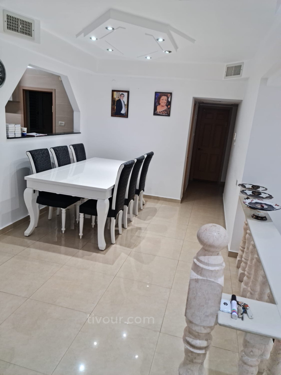 Apartamento 5 cômodos Ashdod He 210-IBL-2021