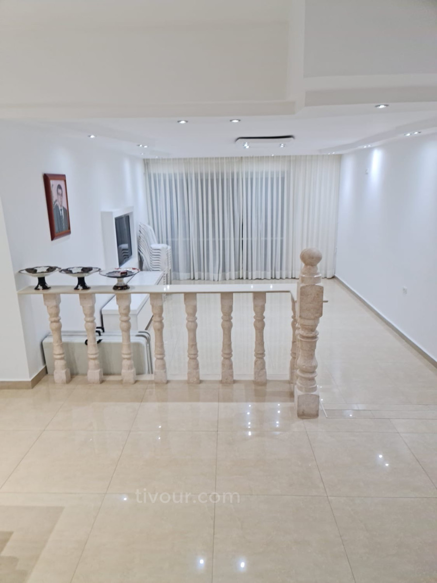 Apartamento 5 cômodos Ashdod He 210-IBL-2021