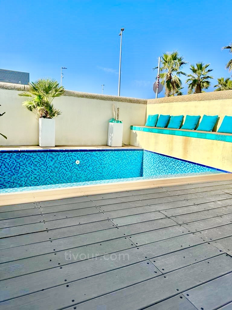 Casarão 8 cômodos Ashdod Marina 210-IBL-2024