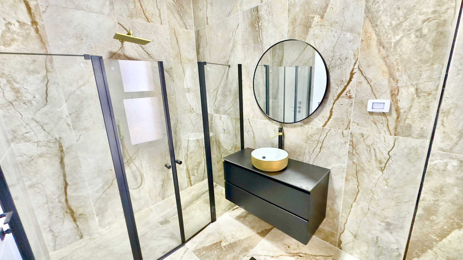 Apartamento 5 cômodos Ashdod Mar 210-IBL-2029