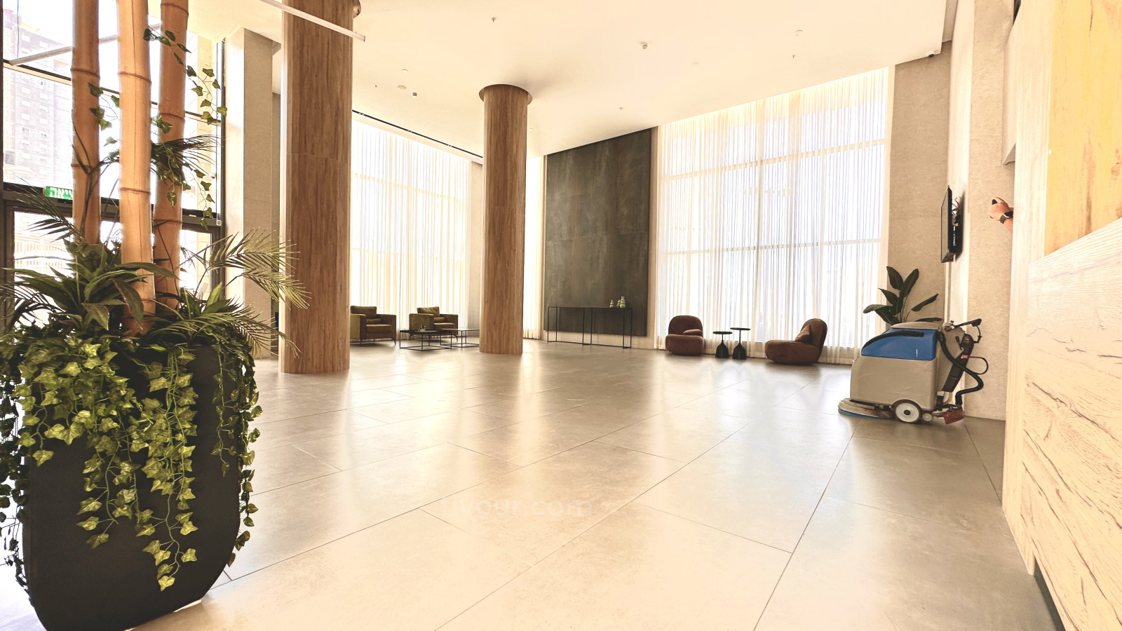 Apartamento 5 cômodos Ashdod Mar 210-IBL-2030