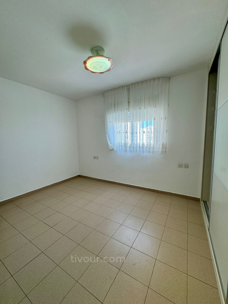 Apartamento 4 cômodos Ashdod Dalet 210-IBL-2044