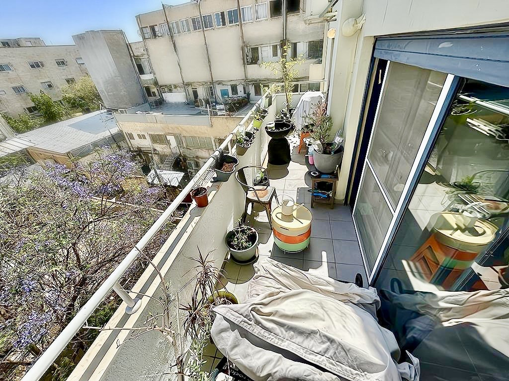 Apartamento 2 cômodos Tel Aviv Levontin 210-IBL-2047