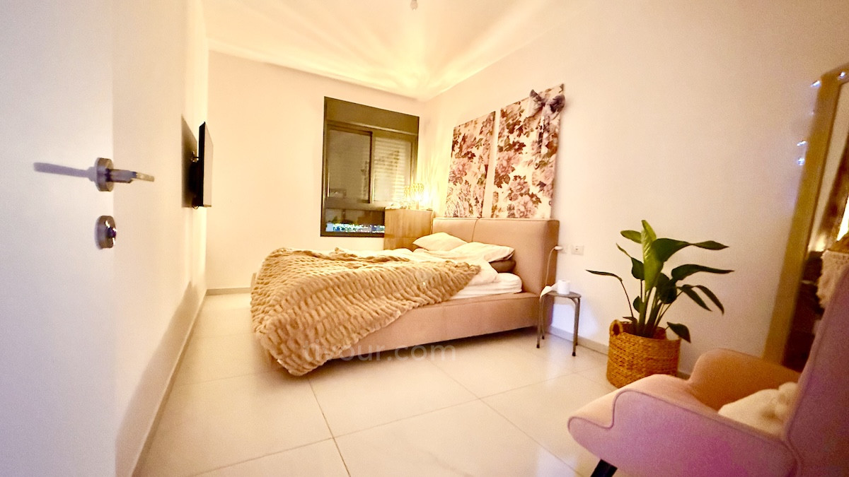 Apartamento 2.5 cômodos Ashdod Het 210-IBL-2052