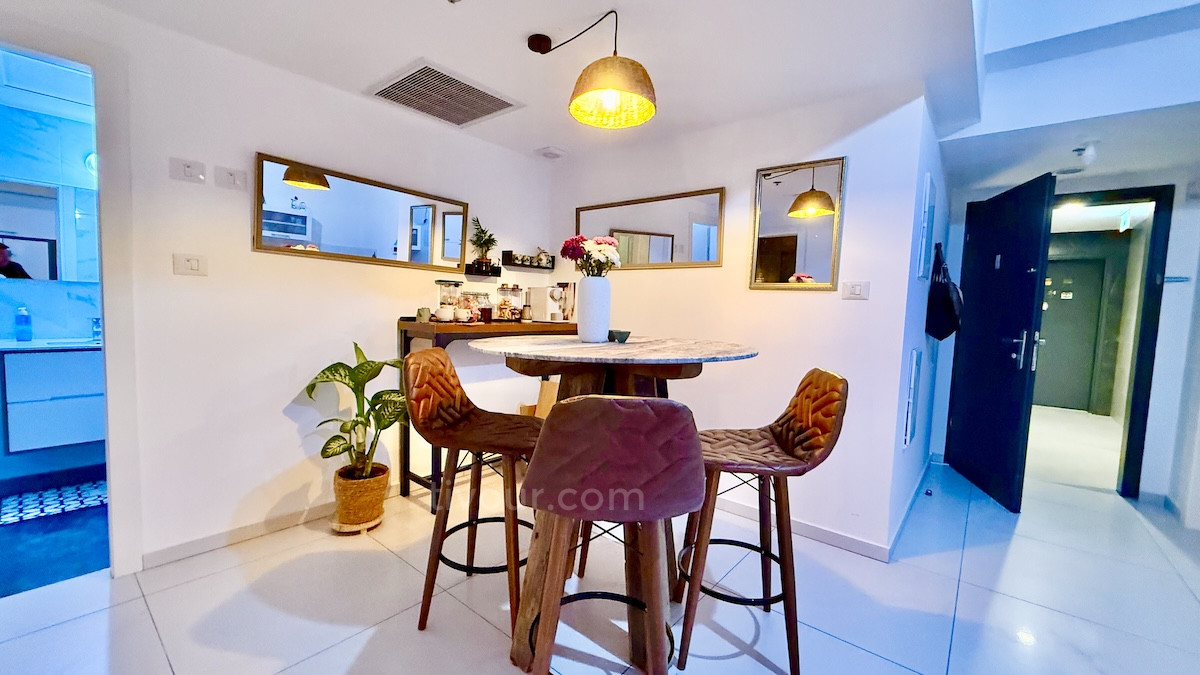 Apartamento 2.5 cômodos Ashdod Het 210-IBL-2052