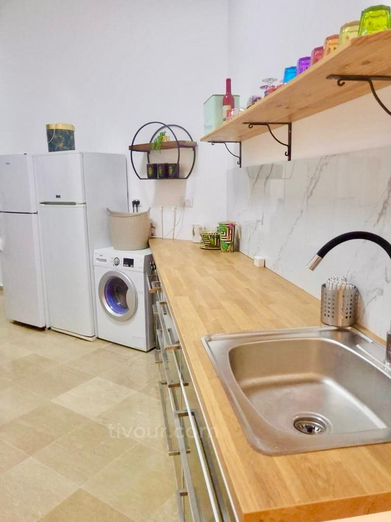 Apartamento 2 cômodos Ashdod Marina 210-IBL-2093