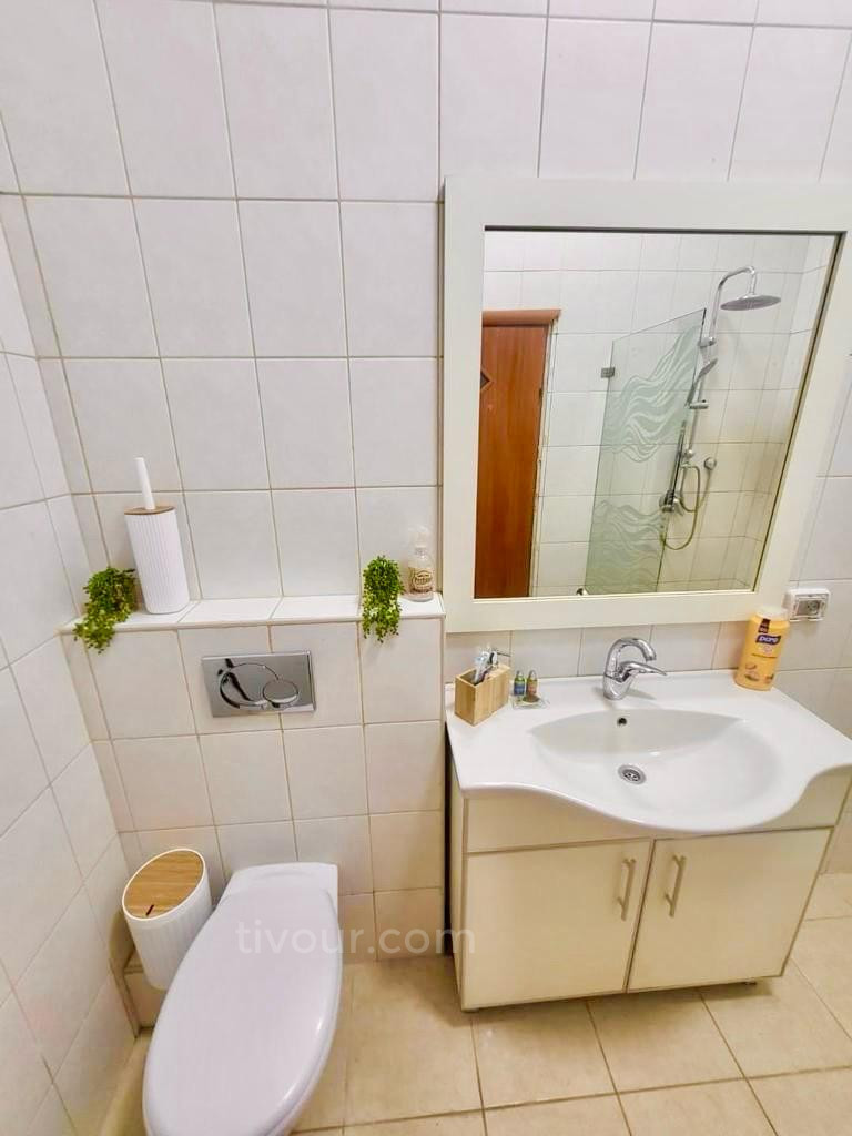 Apartamento 2 cômodos Ashdod Marina 210-IBL-2093