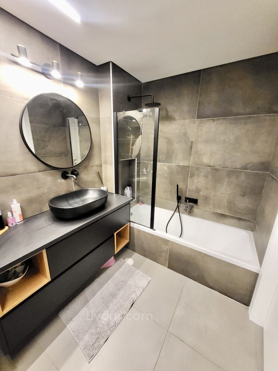 Cobertura 6 cômodos Ashdod Mar 210-IBL-2100