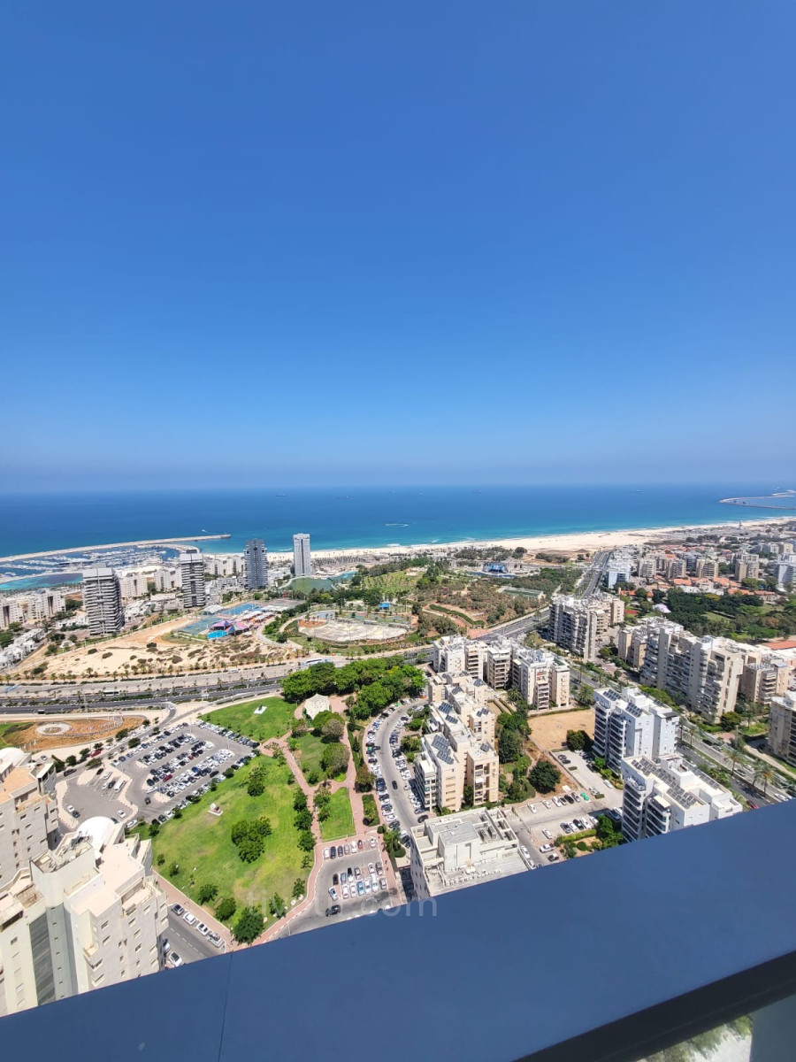 Cobertura 6 cômodos Ashdod Mar 210-IBL-2100