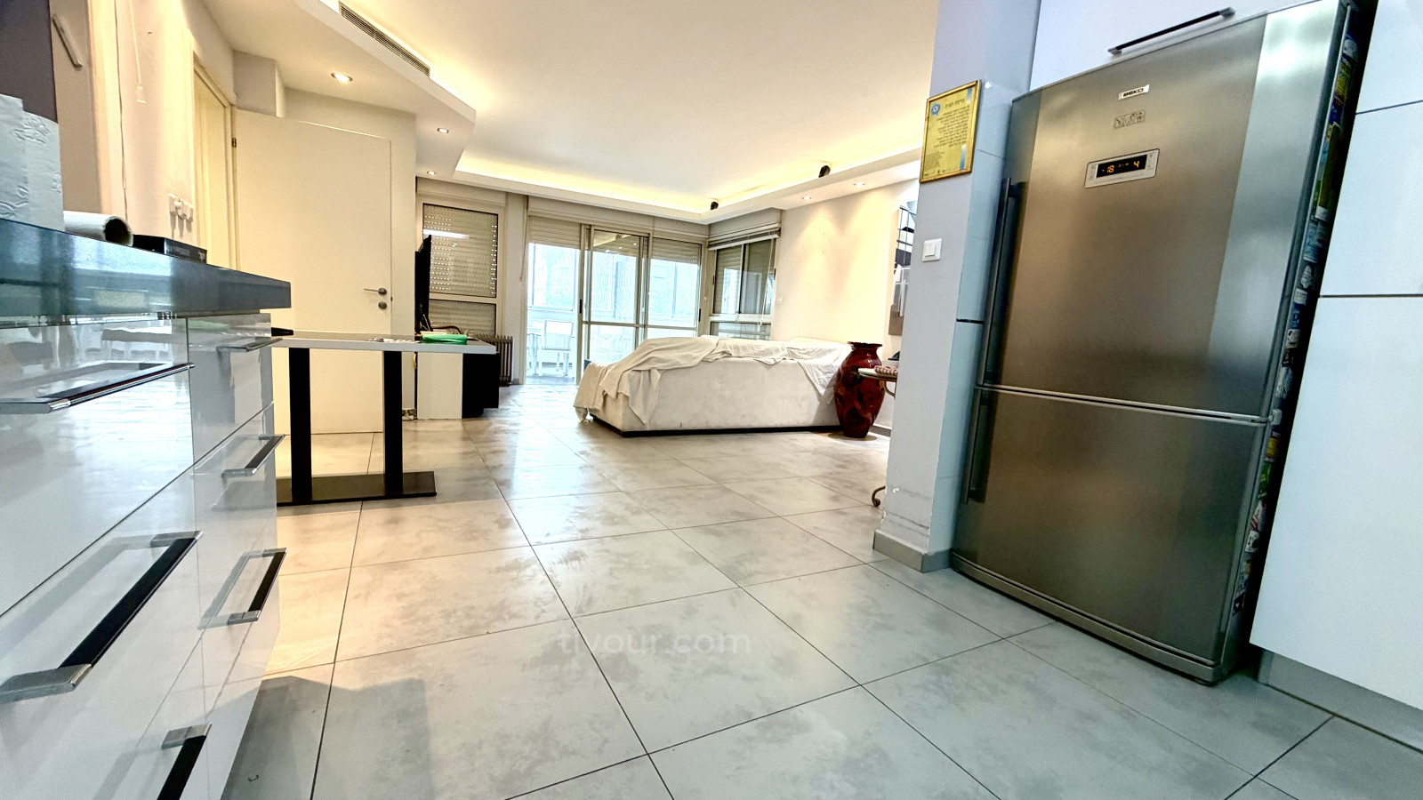 Apartamento 3 cômodos Ashdod Tet vav 210-IBL-2129