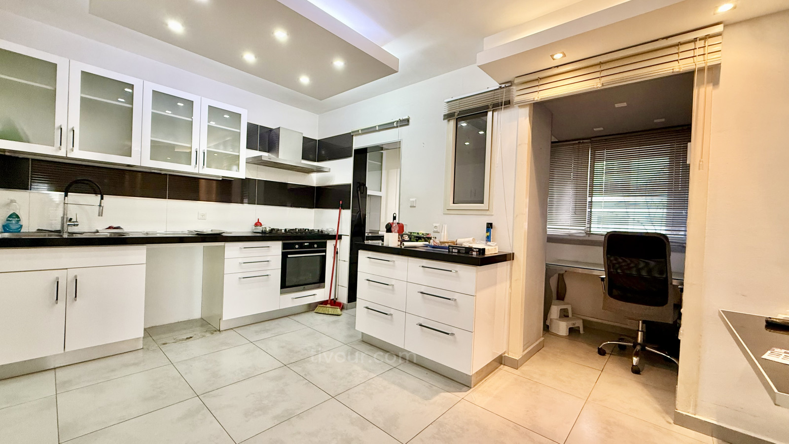 Apartamento 3 cômodos Ashdod Tet vav 210-IBL-2129