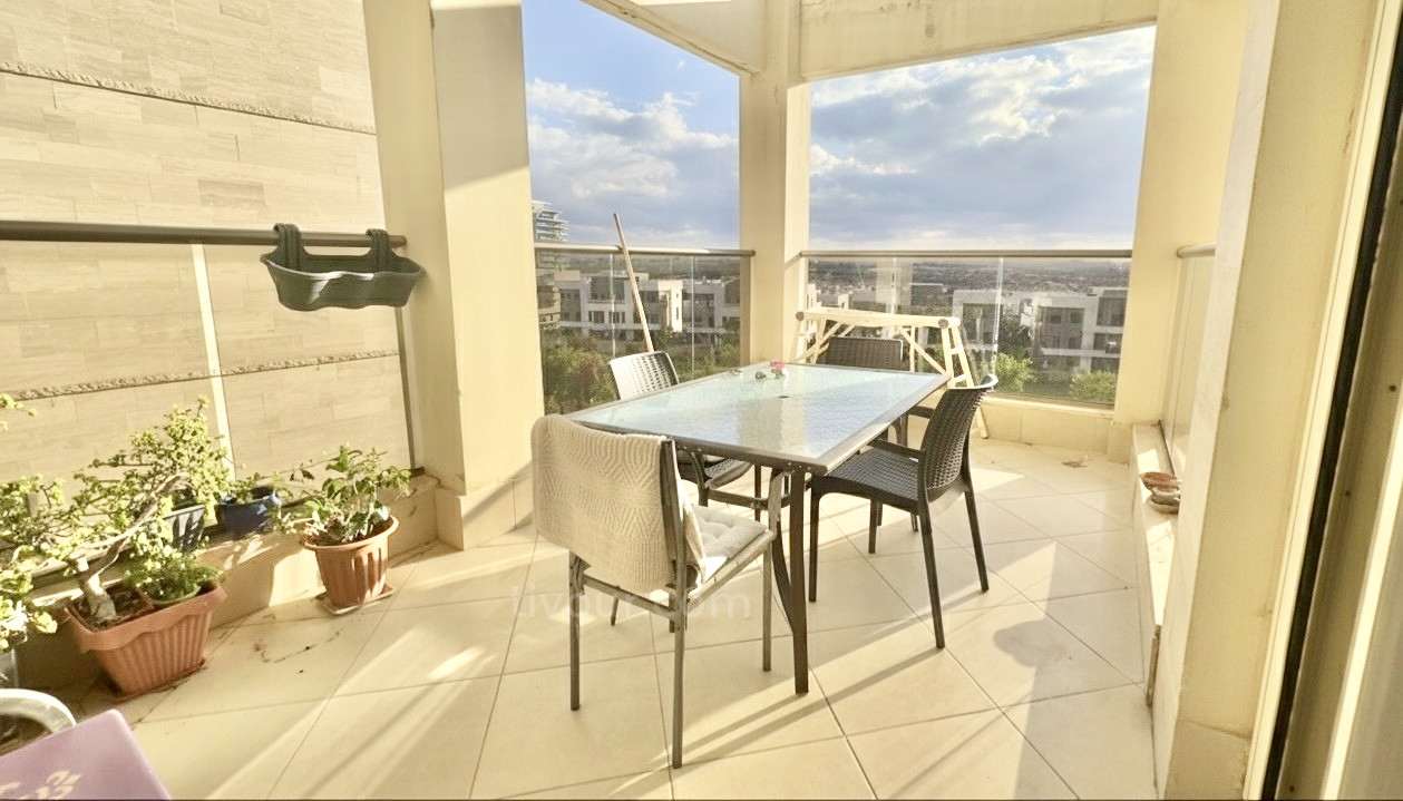Apartamento 5 cômodos Ashdod Yud Zayin 210-IBL-2130