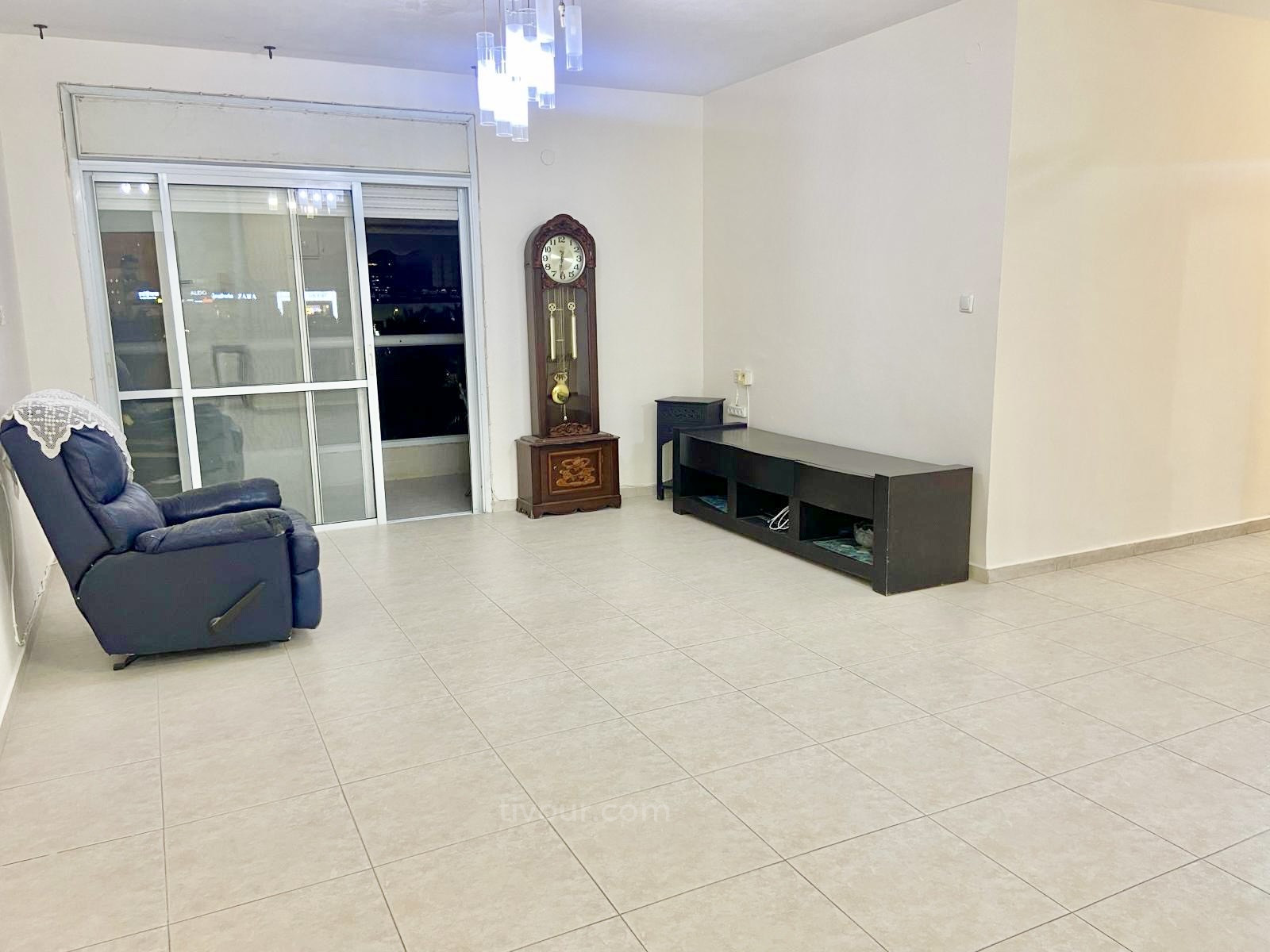 Apartamento 4 cômodos Ashdod City 210-IBL-2131
