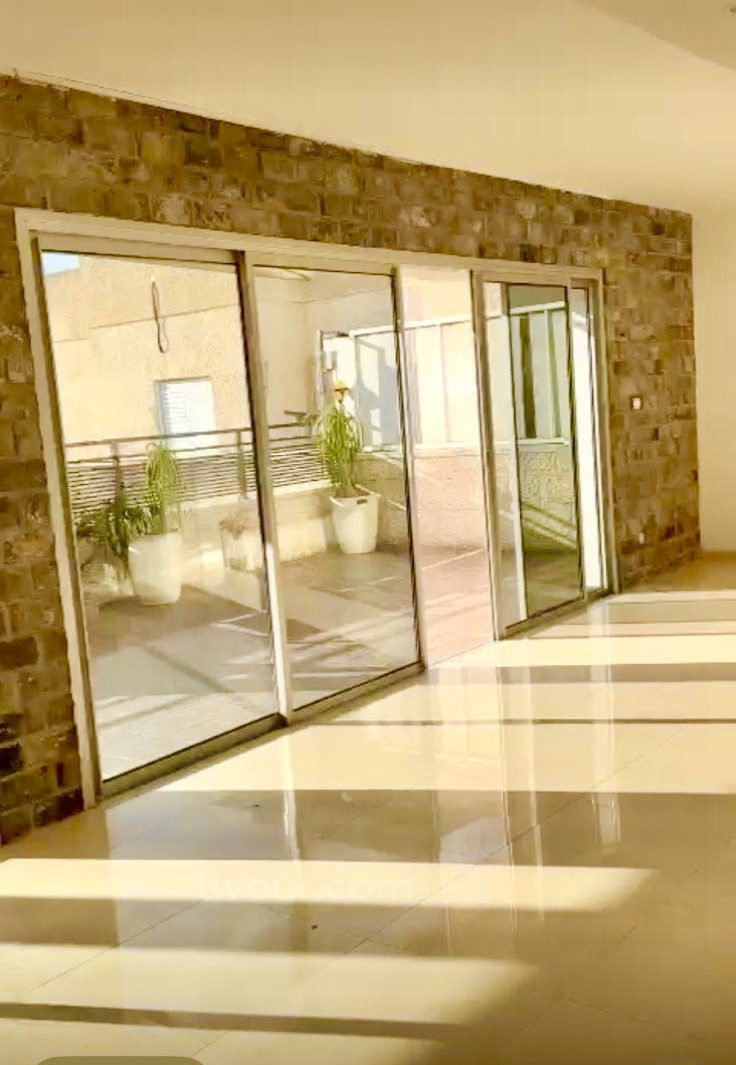 Cobertura 5 cômodos Ashdod Yud Alef 210-IBL-2134