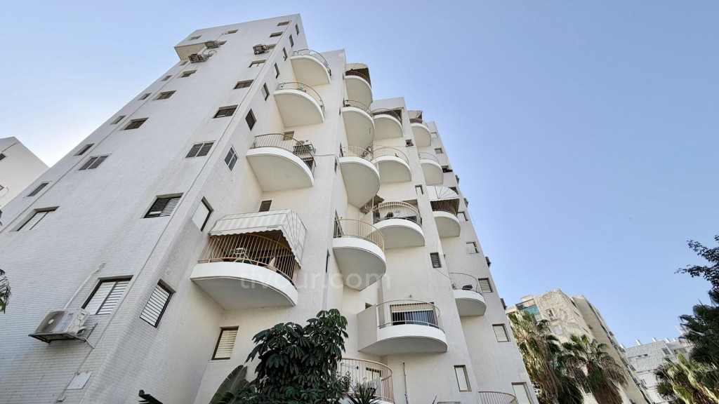 Apartamento 3.5 cômodos Ashdod Dalet 210-IBL-2135