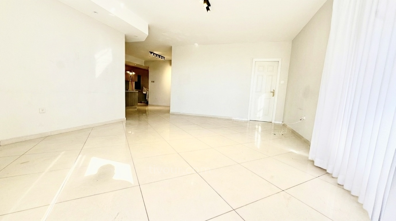 Apartamento 5 cômodos Ashdod Yud Zayin 210-IBL-2137