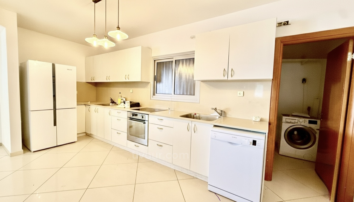Apartamento 5 cômodos Ashdod Yud Zayin 210-IBL-2137