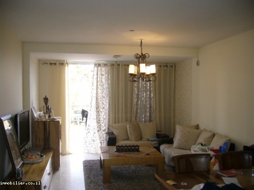 Apartamento garden 4.5 cômodos Ashdod Tet vav 210-IBL-943