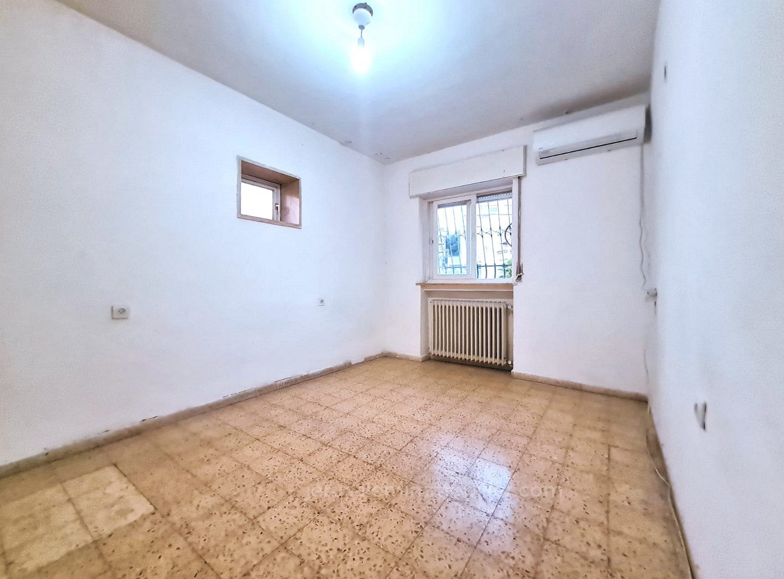Apartamento 3.5 cômodos Jerusalém Saint Simon 226-IBL-1742
