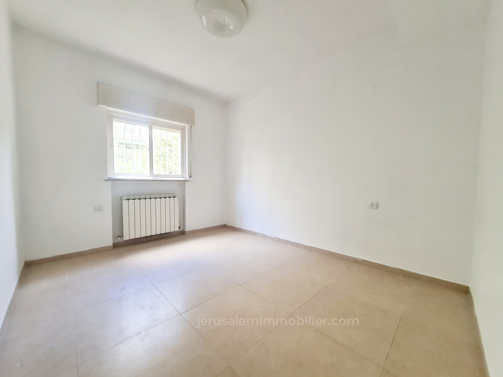 Apartamento 3.5 cômodos Jerusalém Katamon hayeshana 226-IBL-1749