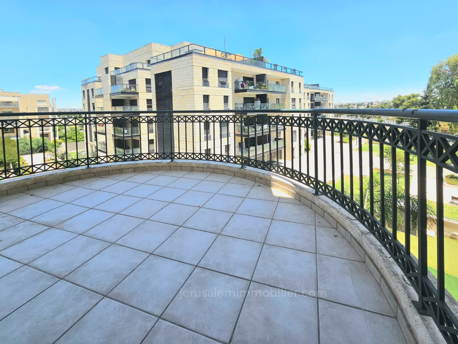 Apartamento 3 cômodos Jerusalém Arnona 226-IBL-1861