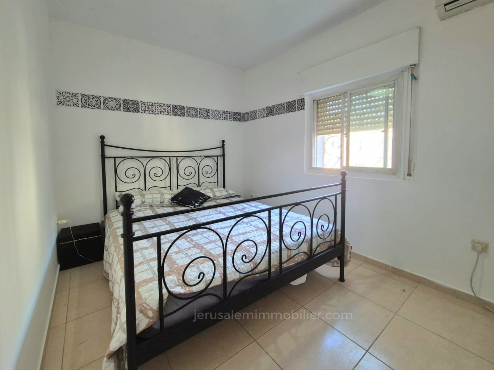 Apartamento 3 cômodos Jerusalém Baka 226-IBL-1867