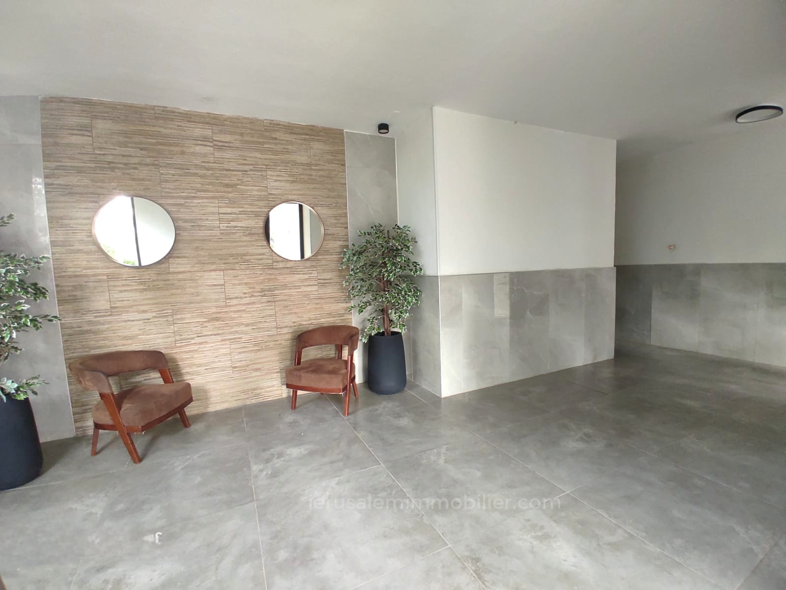 Apartamento 4 cômodos Netanya Kikar 226-IBL-1896