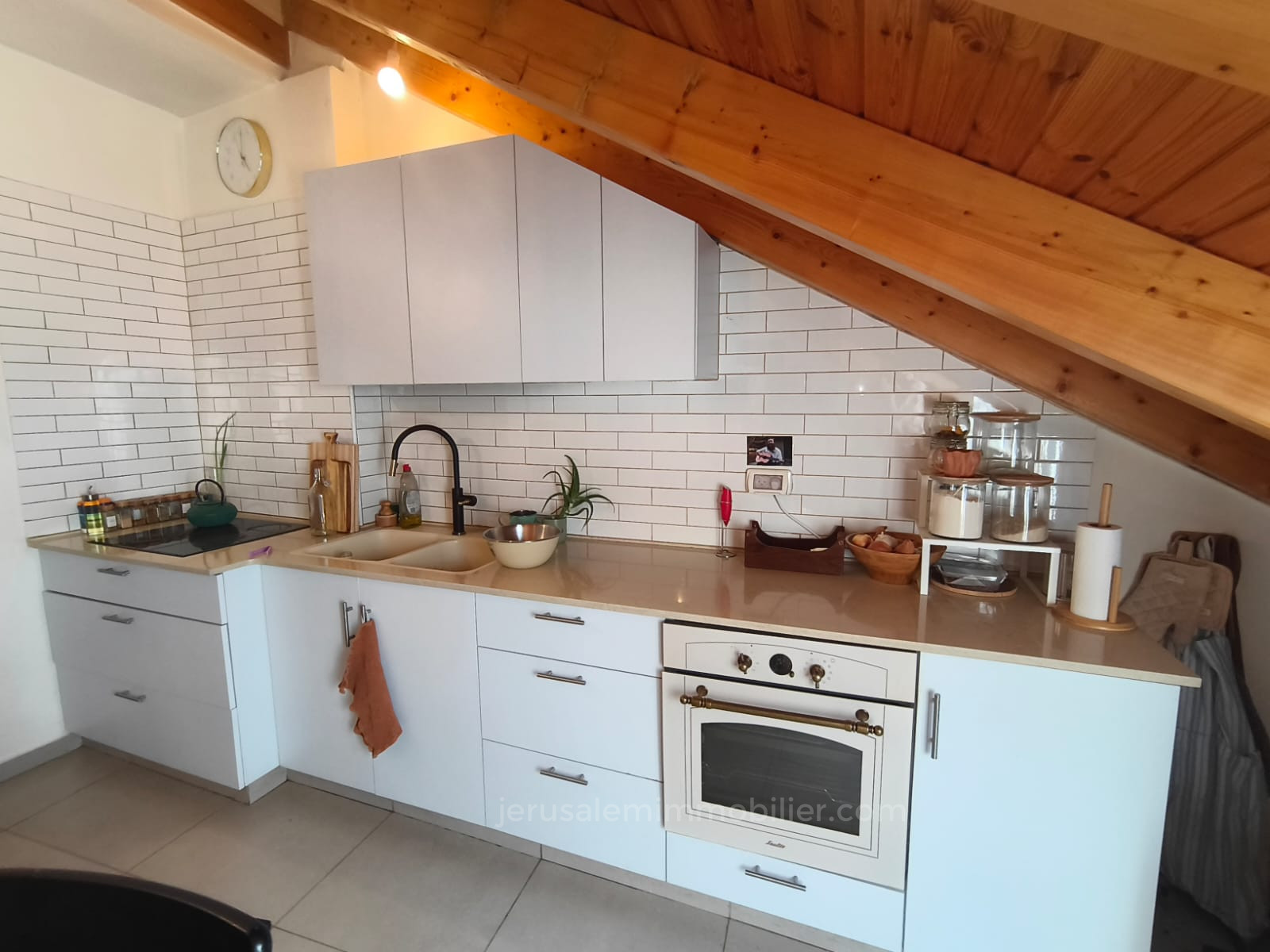 Apartamento 3 cômodos Jerusalém Nahlaot 226-IBL-1897