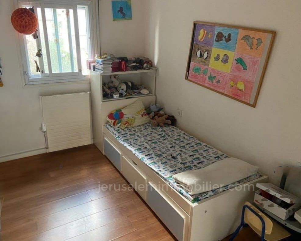 Apartamento 4 cômodos Jerusalém Bet Hakerem 226-IBL-1900